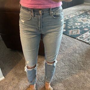 American Eagle Outfitters Light Blue Distressed Boyfriend Jeans 6 Long